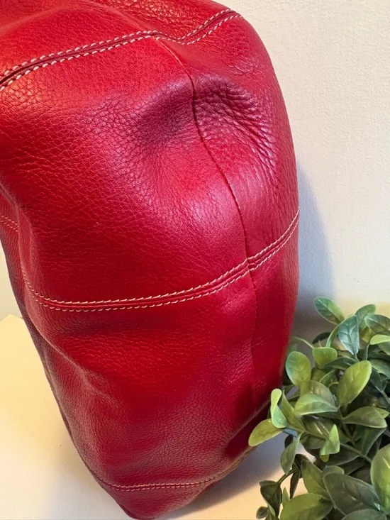 Bally Pebbled Leather Shoulder Bag EUC - Picture 7 of 10